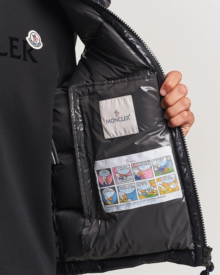 Moncler unisex Bormes down vest jacket. black Moncler jacket with a visible brand label.