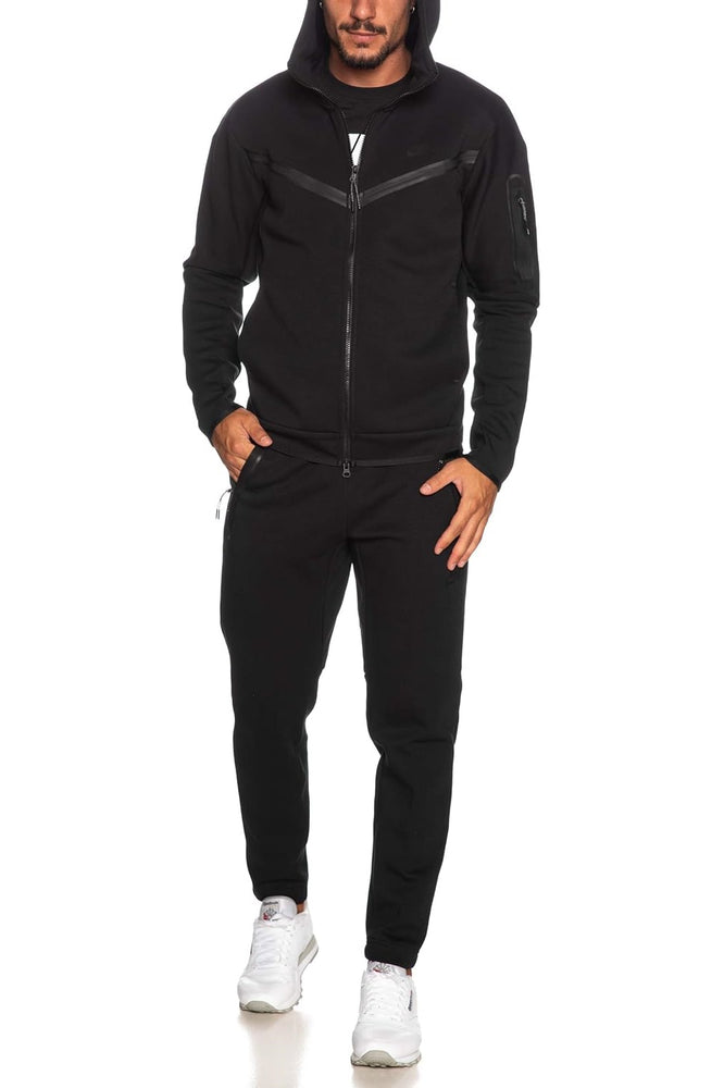 Nike Sportswear Tech Fleece Hoodie & Joggers Set Black, stylish men’s athletic outfit in black, perfect for comfort and performance.