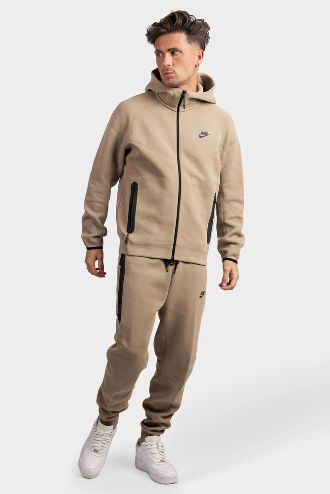 Nike Men's Tech Fleece Windrunner Hoodie & Trousers Set
