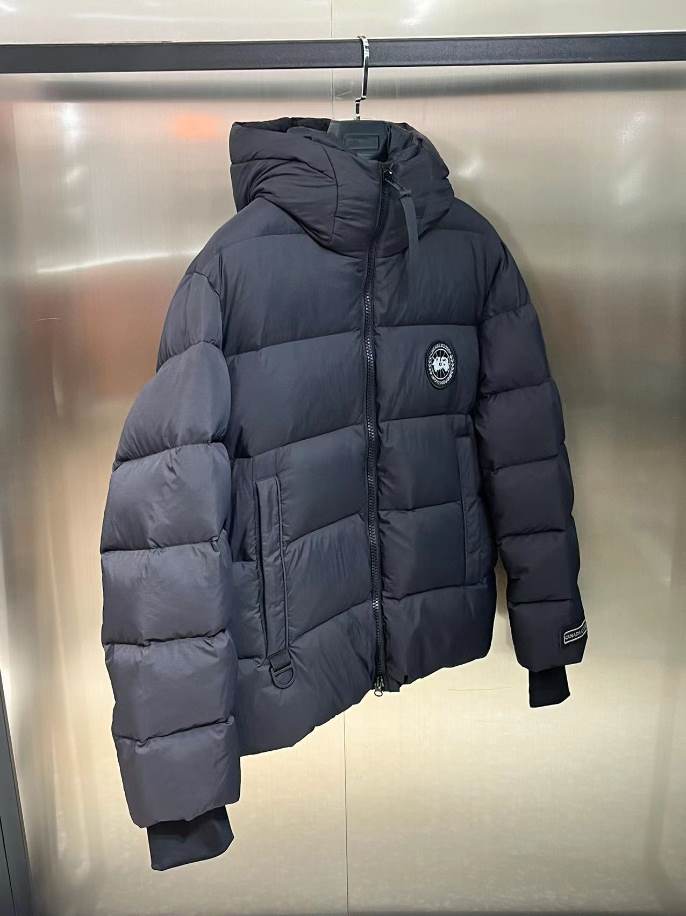 Canada Goose Unisex Puffer Down Jacket