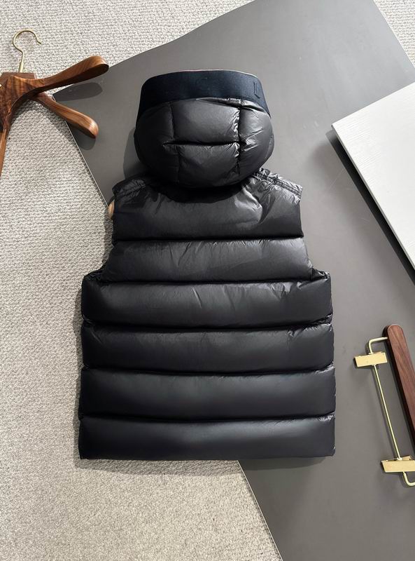 Moncler LUIRO Down Vest for Men Luxury Winter Wear