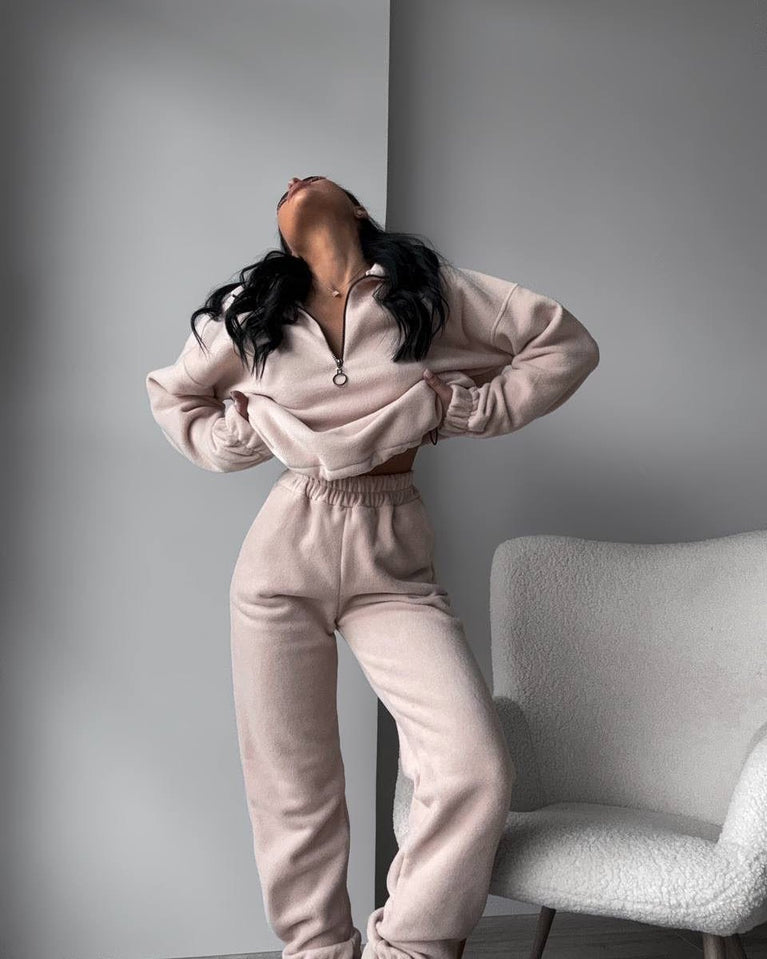 Gemütliches und stylisches Damen-Polarfleece-Polo-Set mit Reißverschluss