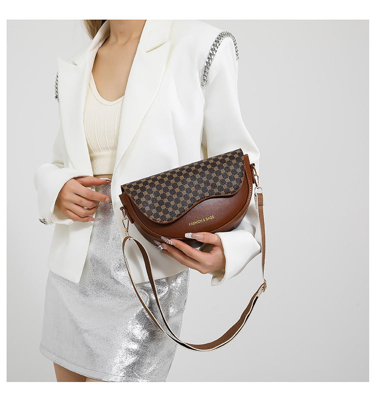 Niche Clover & Leopard Pattern Crossbody Bag