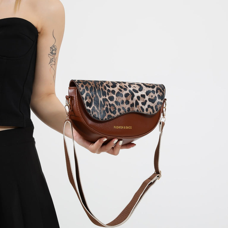 Niche Clover & Leopard Pattern Crossbody Bag