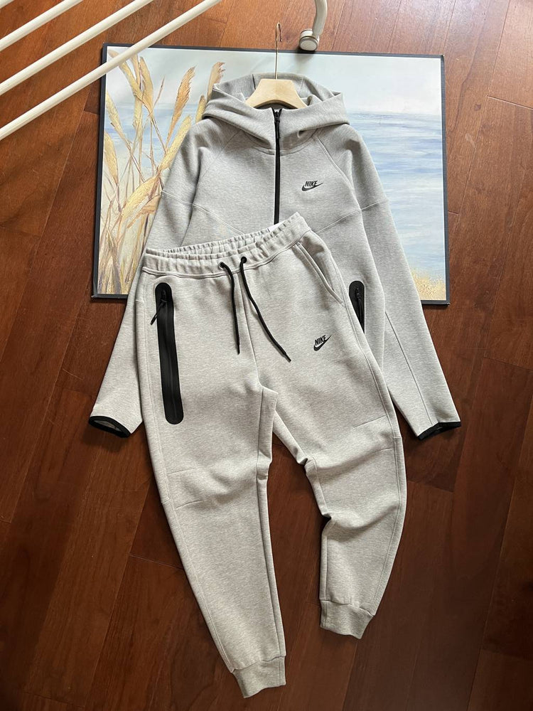 Nike Men's Tech Fleece Windrunner Hoodie & Trousers Set