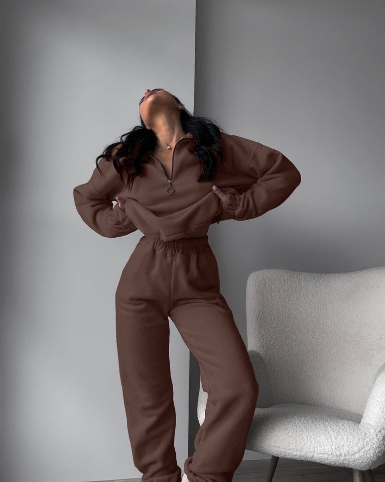 Gemütliches und stylisches Damen-Polarfleece-Polo-Set mit Reißverschluss