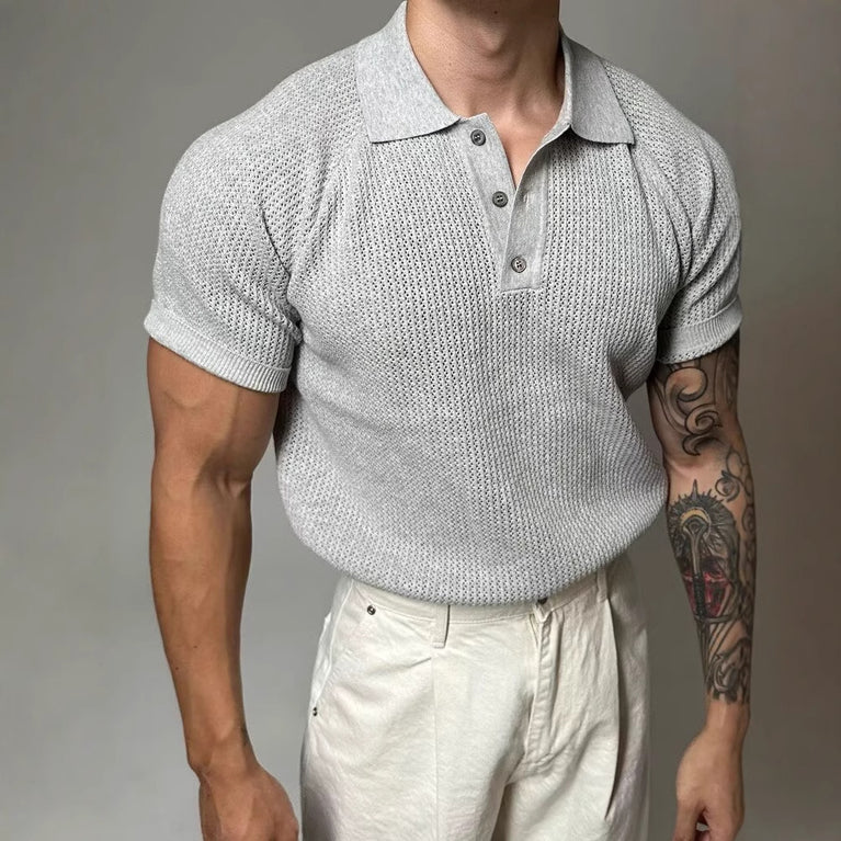 Klassisches Strickpolohemd für Herren im gehobenen Stil
