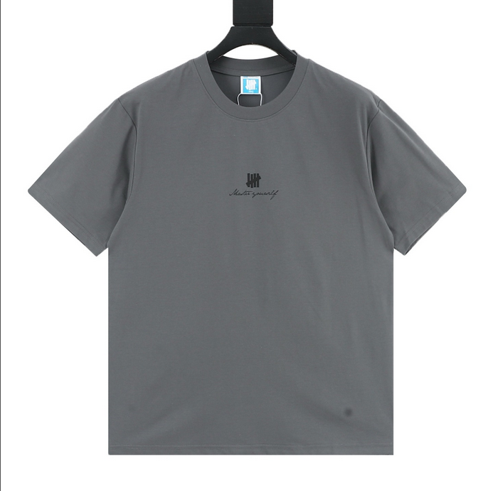 Undefeated Streetwear Graphic Tshirt