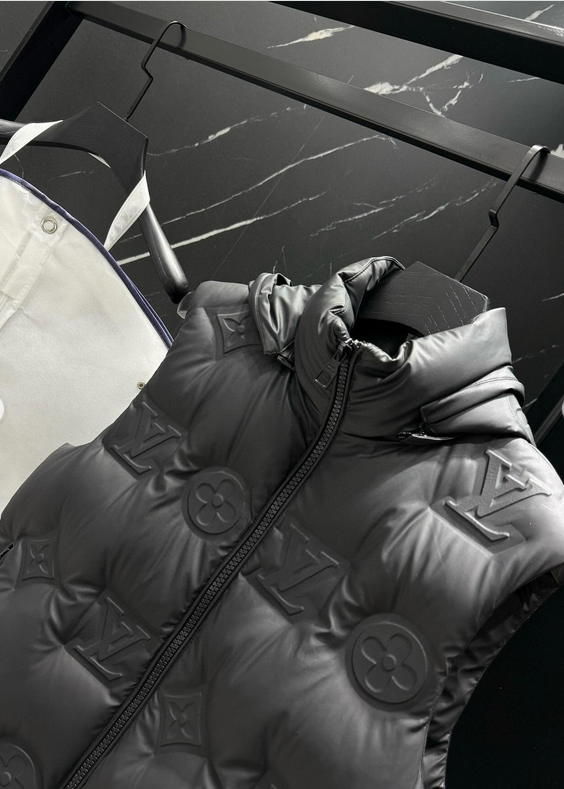 Men's Hooded Duck Down Vest Versatile Autumn Winter Jacket at Volonka store.