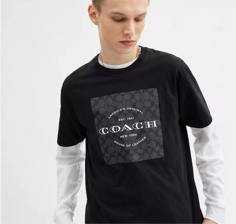 Coach Unisex Signature Square T-Shirt aus Bio-Baumwolle