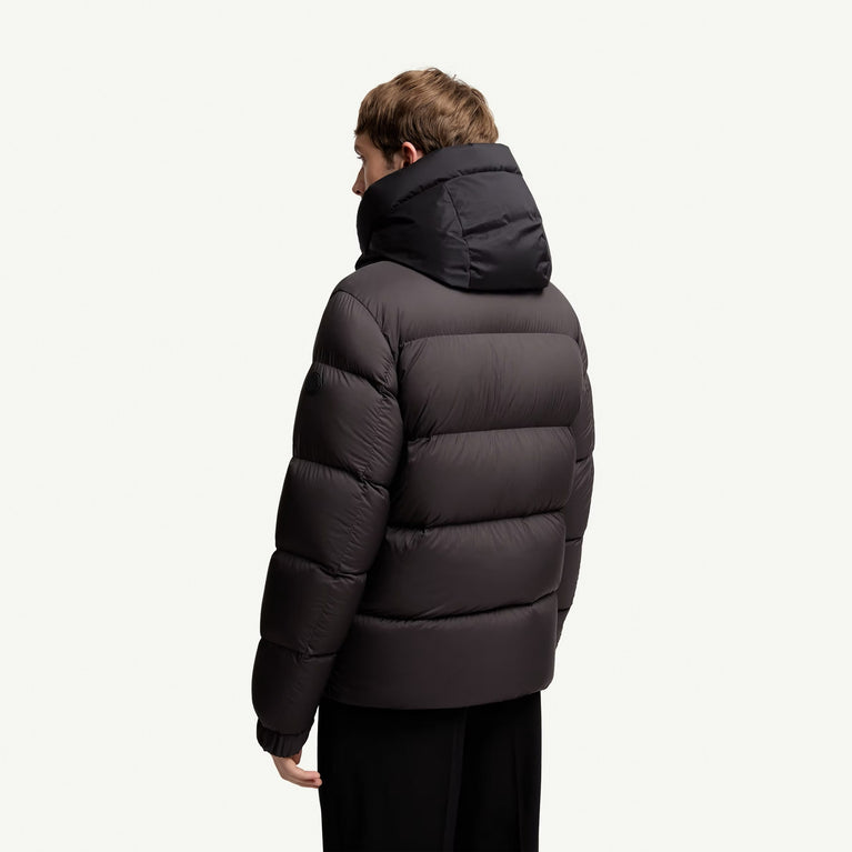 Moncler Madeira Men's Stylish & Warm Hooded Down Jacket