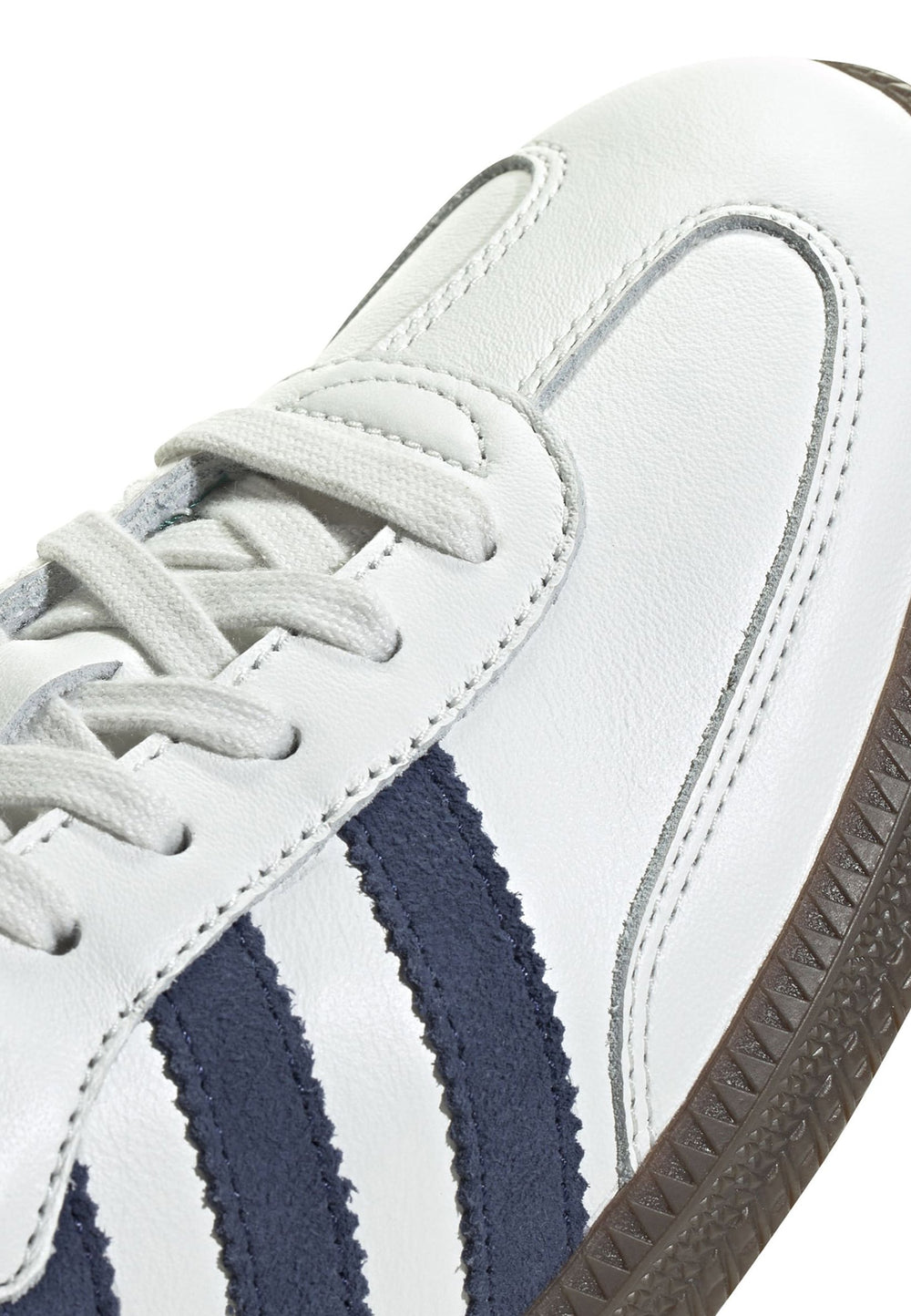 Adidas Samba OG Unisex Blkwhi Green of classic soccer sneakers with white and green color scheme at Volonka.