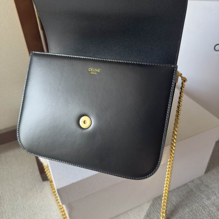 CELINE Smooth Calfskin Triomphe Clutch on Chain