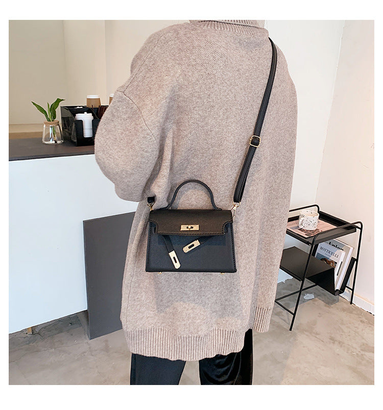 Small Trendy Shoulder Bag