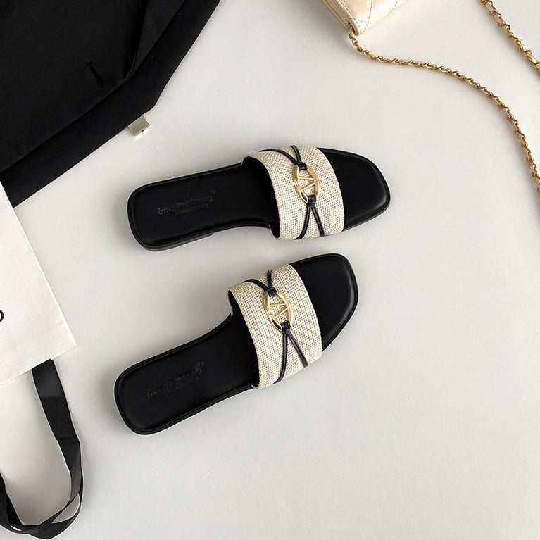 French flat beach slippers