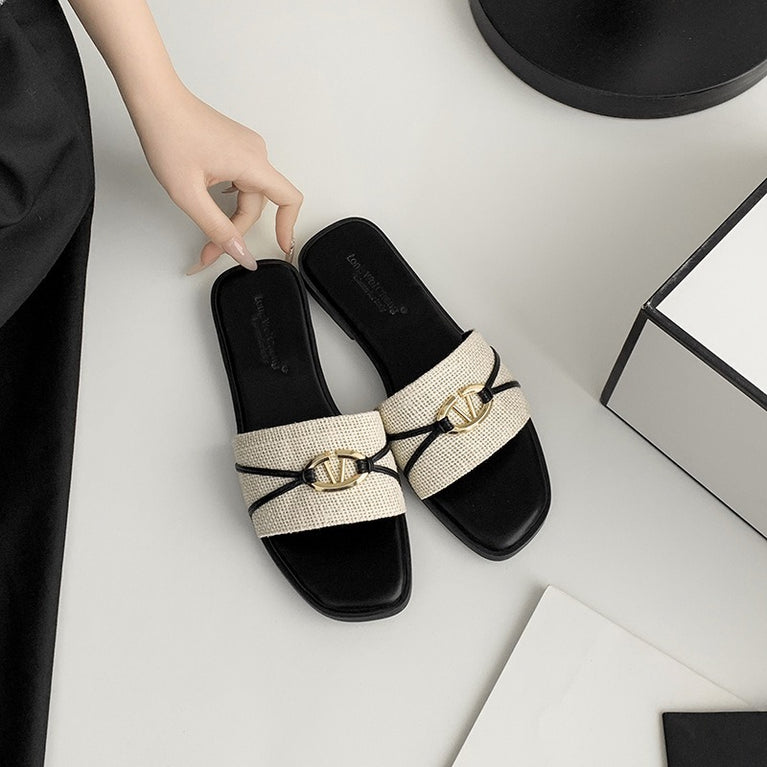 French flat beach slippers