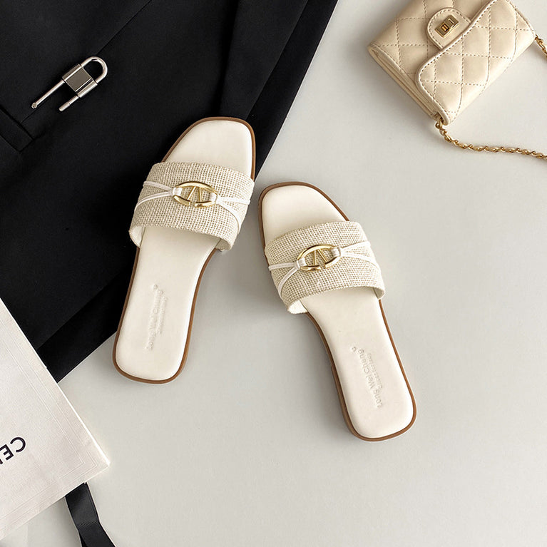 French flat beach slippers