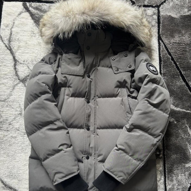 Gray puffer jacket with fur hood, Canada Goose Wyndham Parka Goose Men's Winter Jacket at Volonka. 