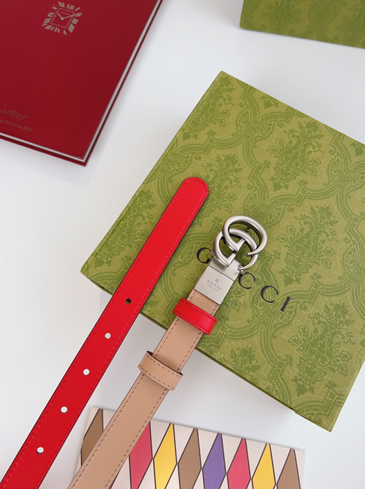Gucci Leather Double G Reversible Belt