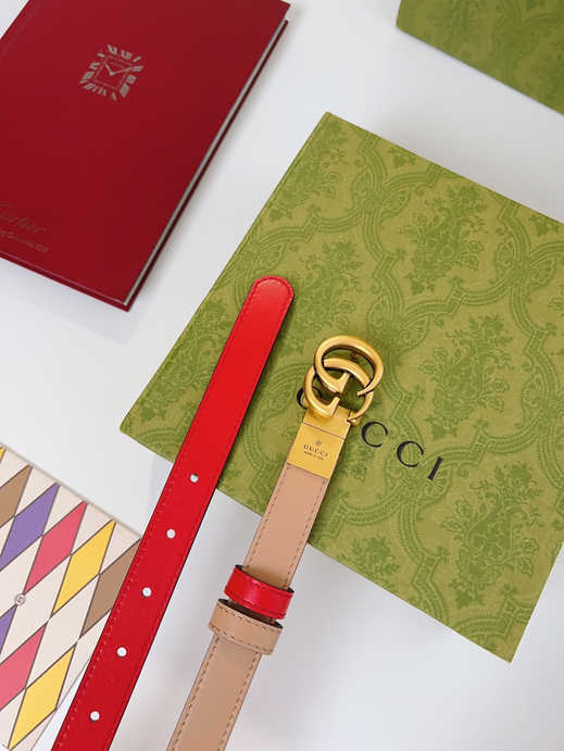 Gucci Leather Double G Reversible Belt
