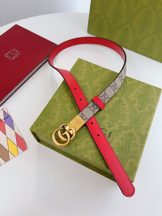 Gucci Leather Double G Reversible Belt