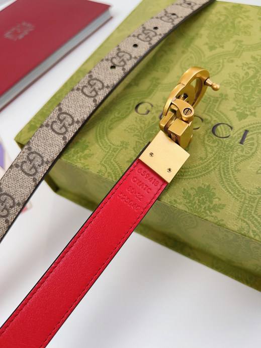 Gucci Leather Double G Reversible Belt