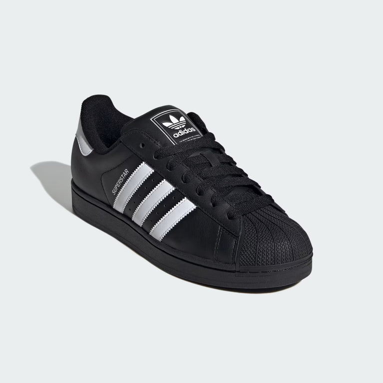 Adidas Superstar II Sneaker Black side view showcasing classic black and white design at Volonka.