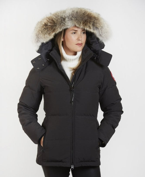Woman wearing a black coat with a fur, Canada Goose Chelsea Parka Women's Down Winter Jacket