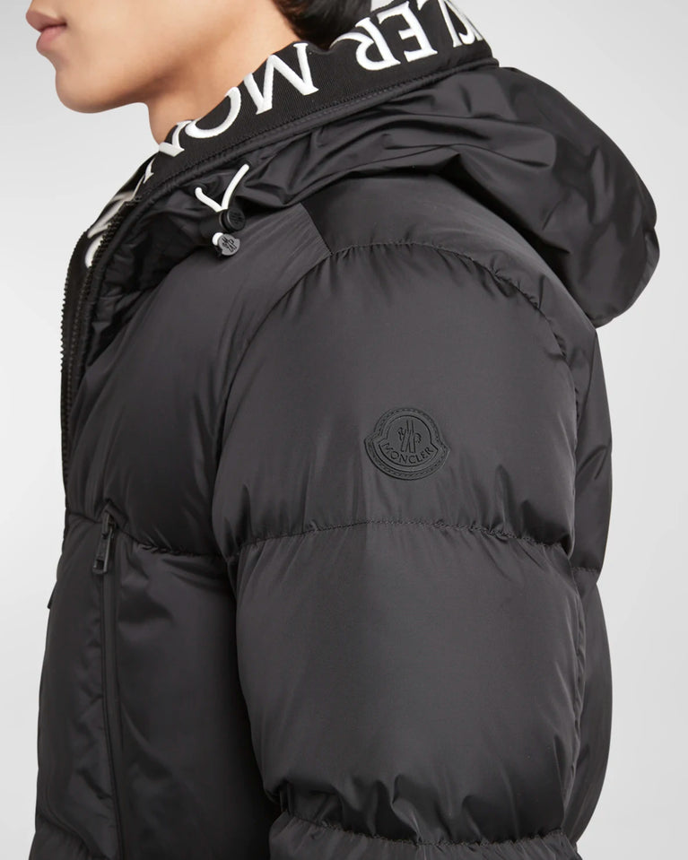 Moncler Montcla Short Down Jacket