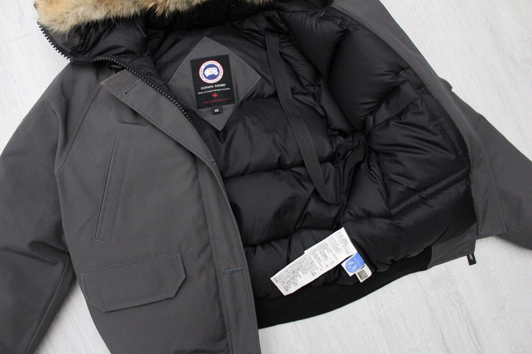 Gray winter jacket with fur hood. Canada Goose Chilliwack Bomber Women's Winter Hooded Jacket in volonka shop